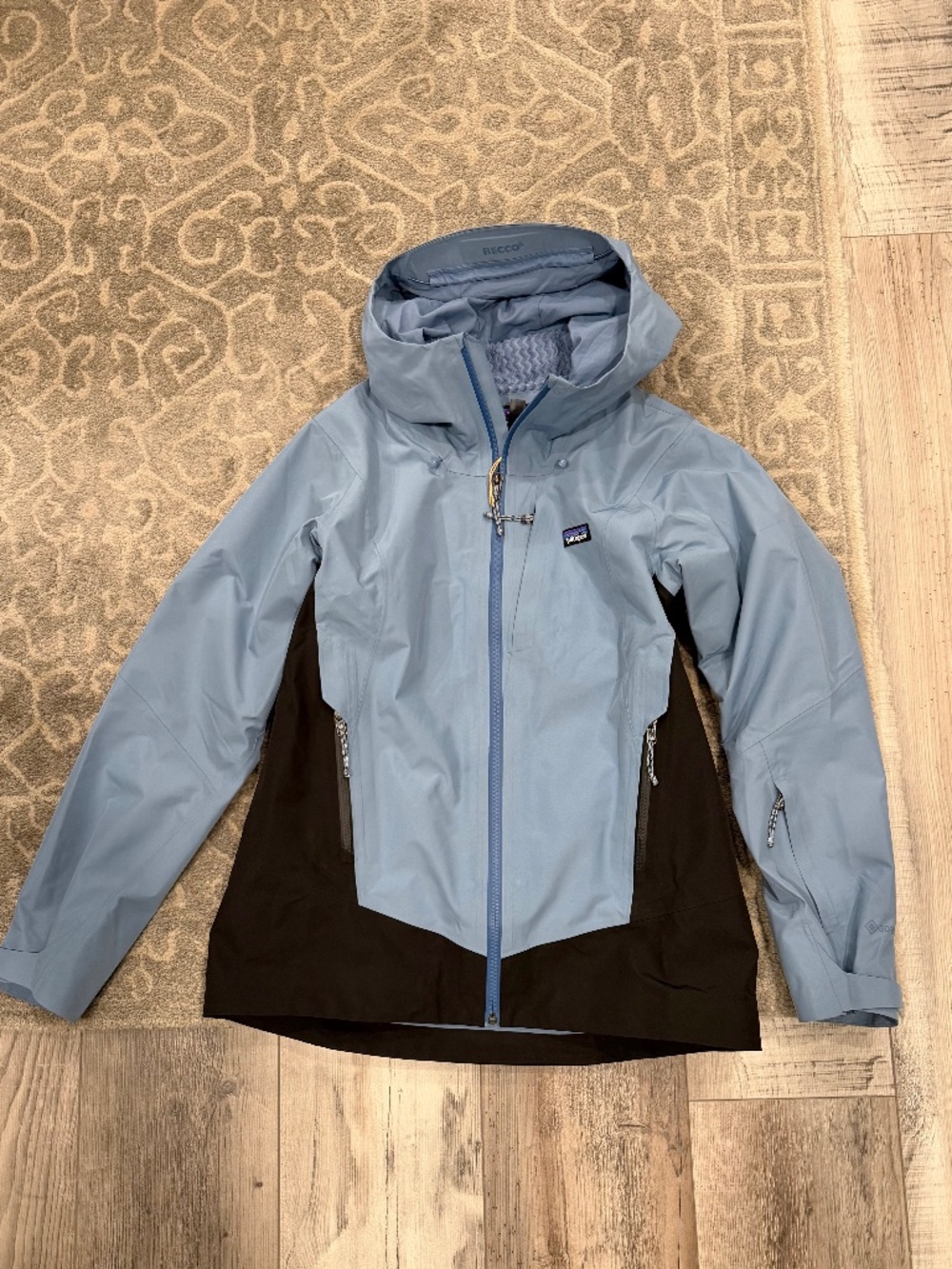 Patagonia Storm Shift Ski/Snowboard Goretex (GORE-TEX) Coat Women's
